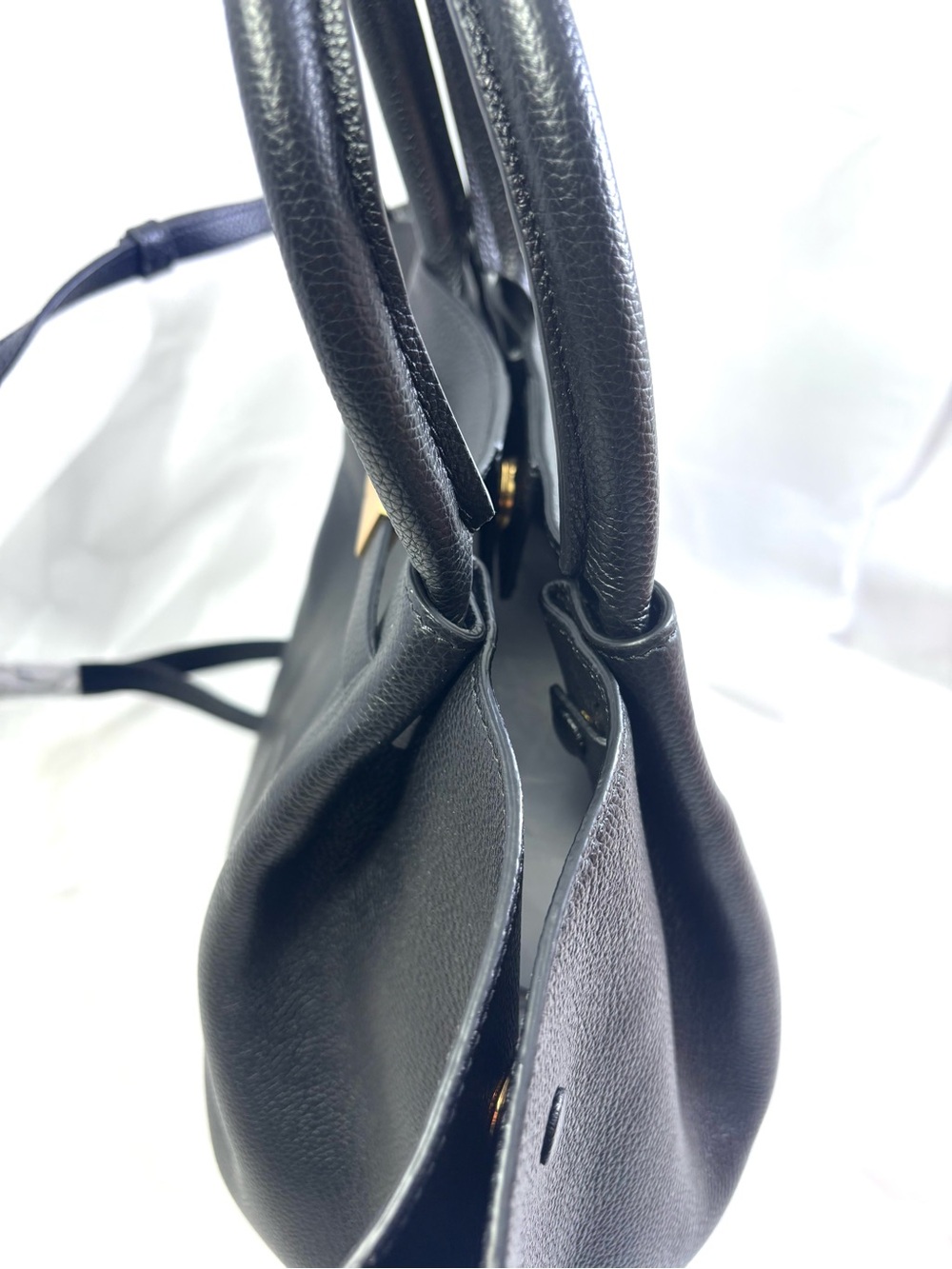 Demellier Midi New York Tote. Black/Gold. - Picture 11 of 16
